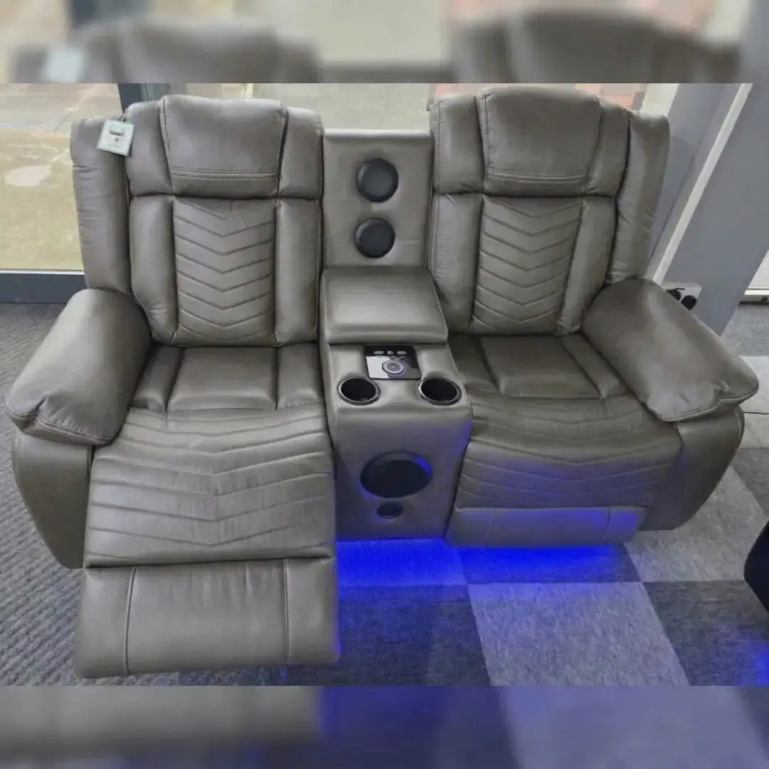Michigan Leather 3+2 Seater Electric Recliner Sofa – LED Lighting, Cupholders, USB & Type-C Ports, Wireless Charging & Woofer Speakers