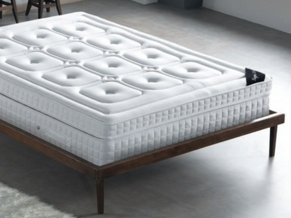 Vogue 2600 Pocket Spring Mattress with Wool and Cotton Cover